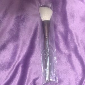 Beauty For Real Essential Pro Blush/Contour Brush